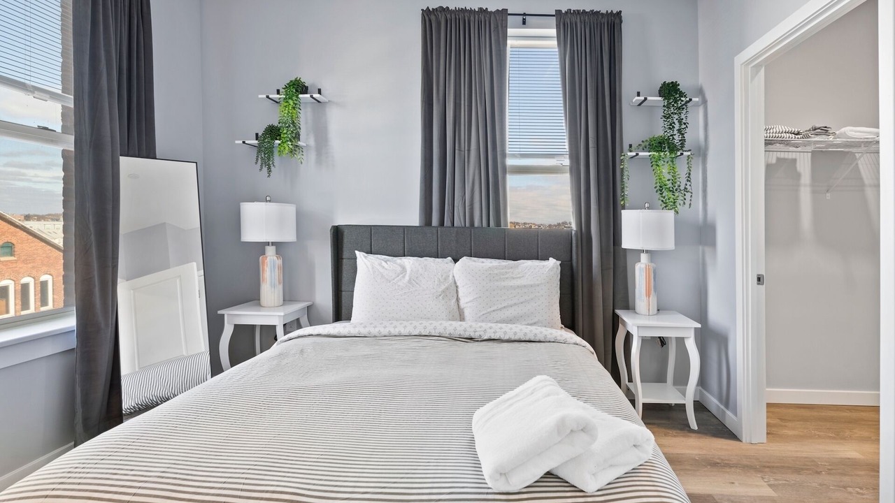 Photo of Bedroom in Everett