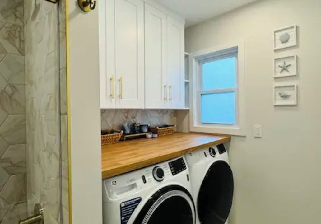 Photo of Bathroom in Cove - East Side - Shippan