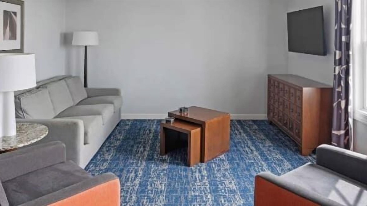Photo of Livingroom in The Point