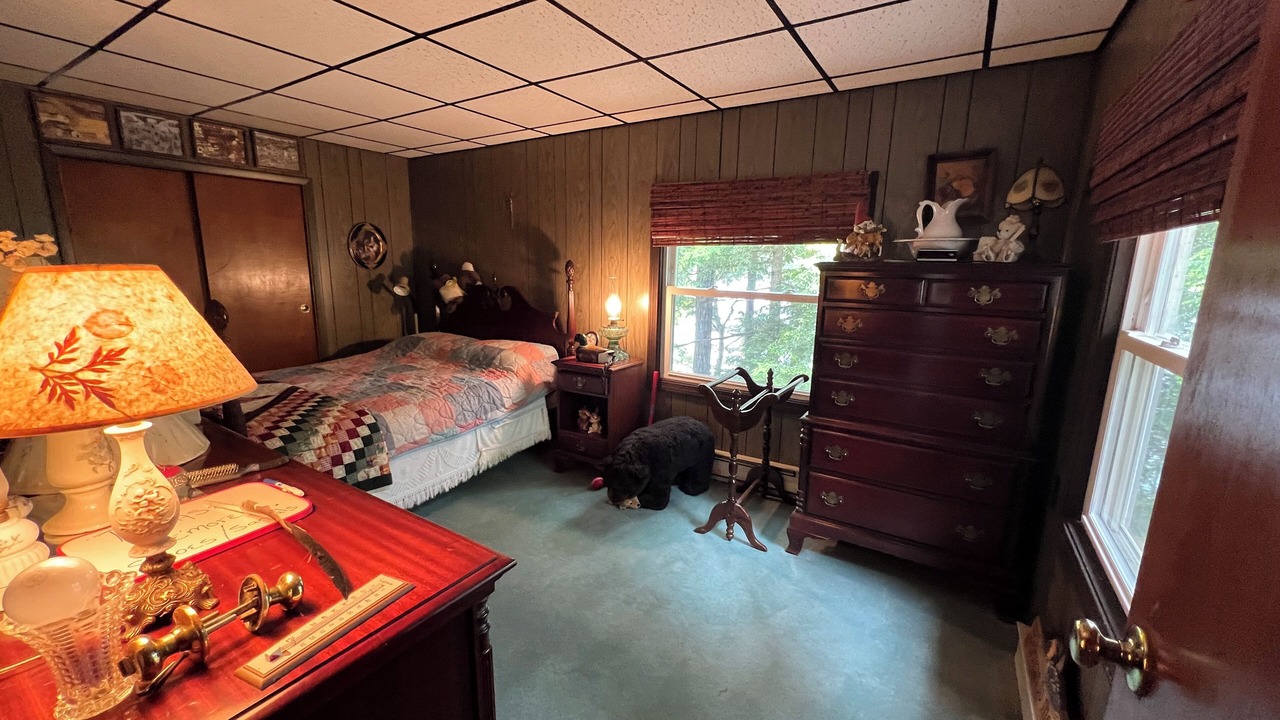 Photo of Bedroom in Raymond