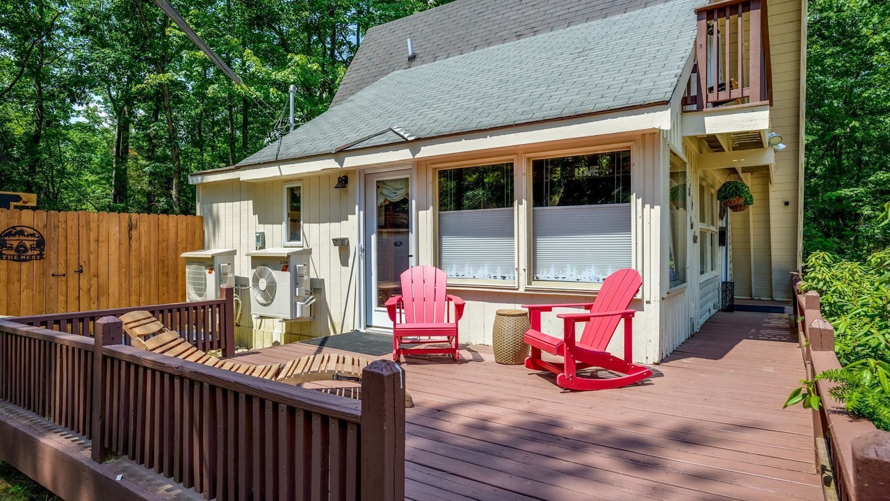 Photo of Patio Balcony in West Newfield