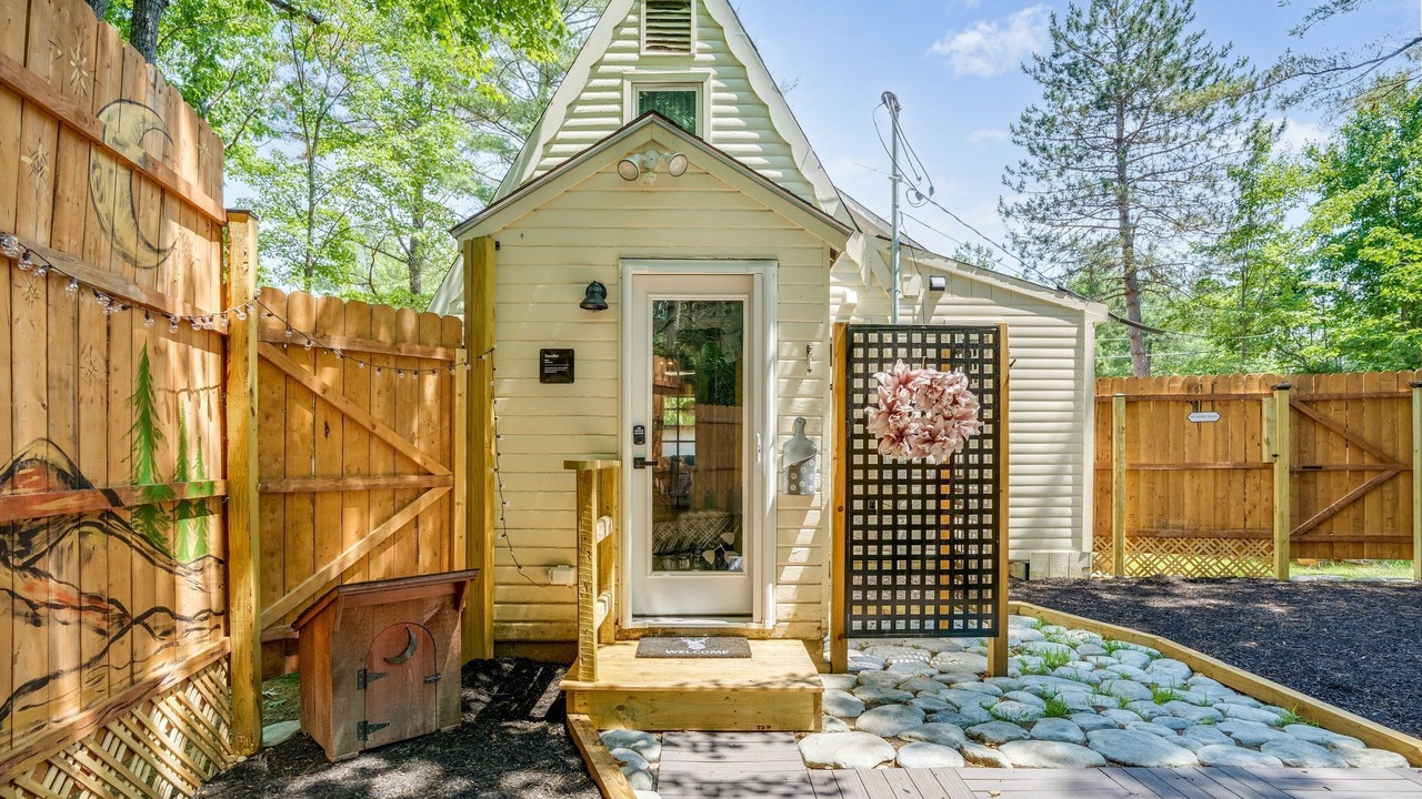 Photo of Outdoor in West Newfield
