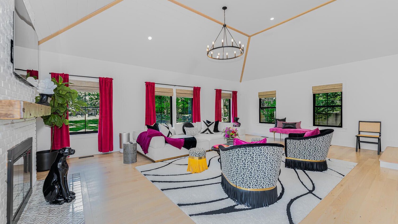 Photo of Livingroom in Stamford