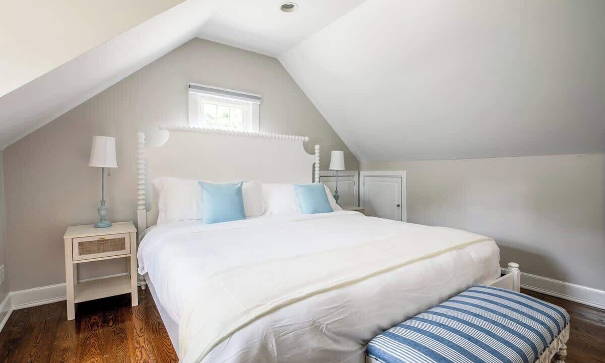 Photo of Bedroom in Norwalk