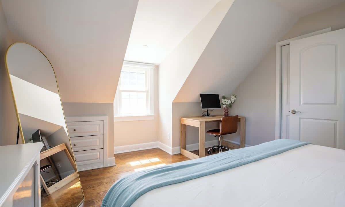 Photo of Bedroom in Norwalk