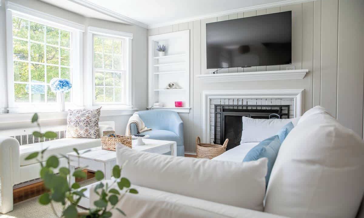 Photo of Livingroom in Norwalk