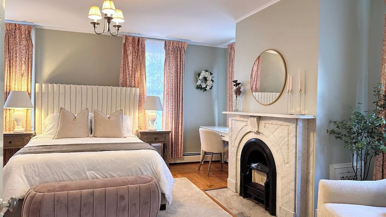 Photo of Bedroom in College Hill