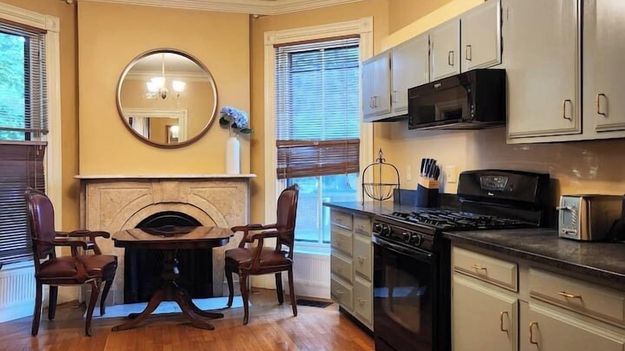 Photo of Kitchen in College Hill
