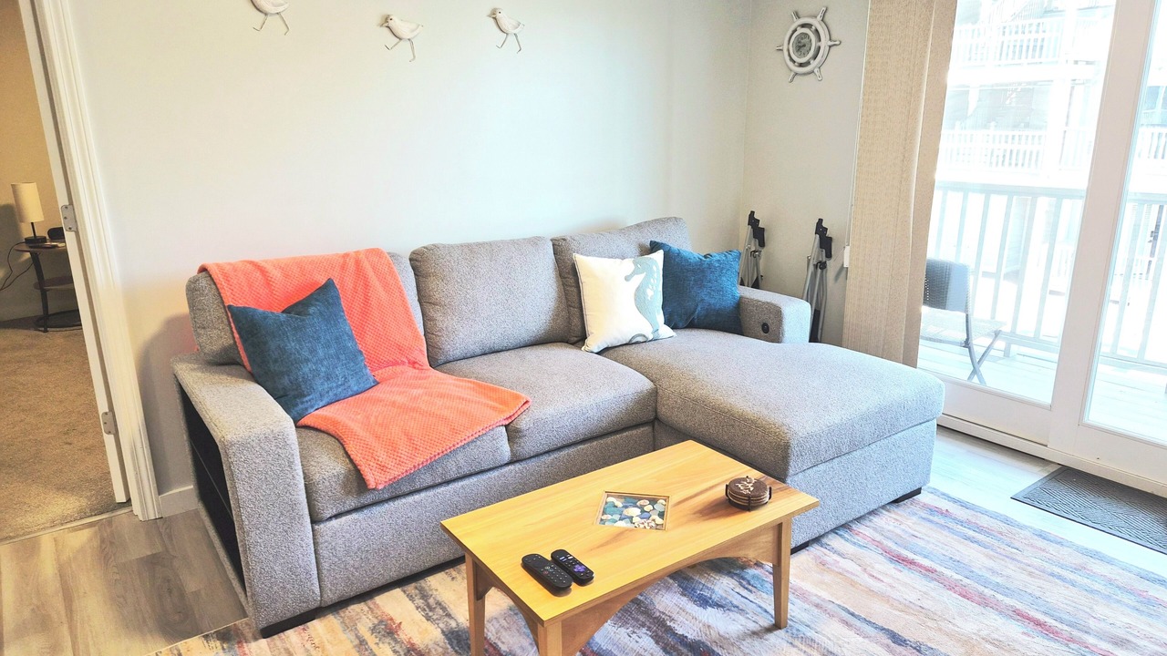 Photo of Livingroom in Hampton