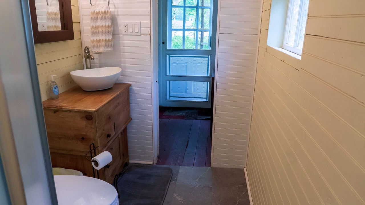 Photo of Bathroom in Sandwich