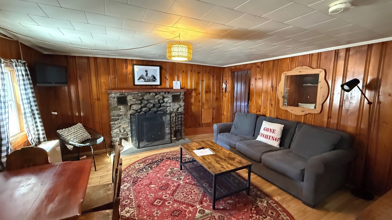 Photo of Livingroom in Holderness