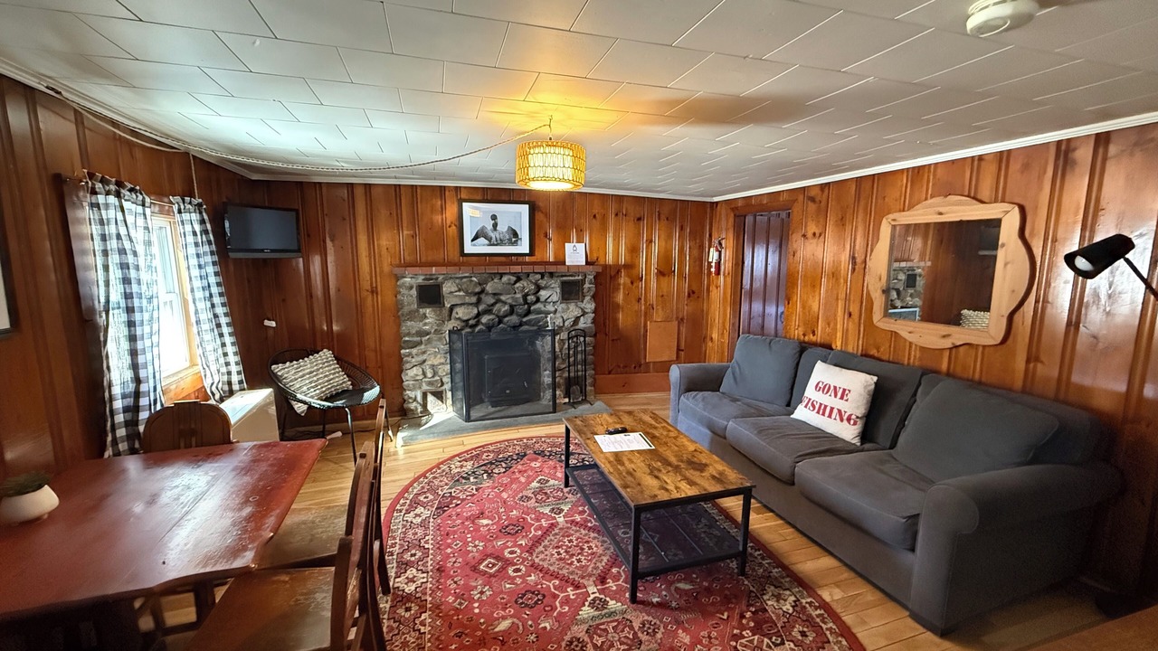 Photo of Livingroom in Holderness