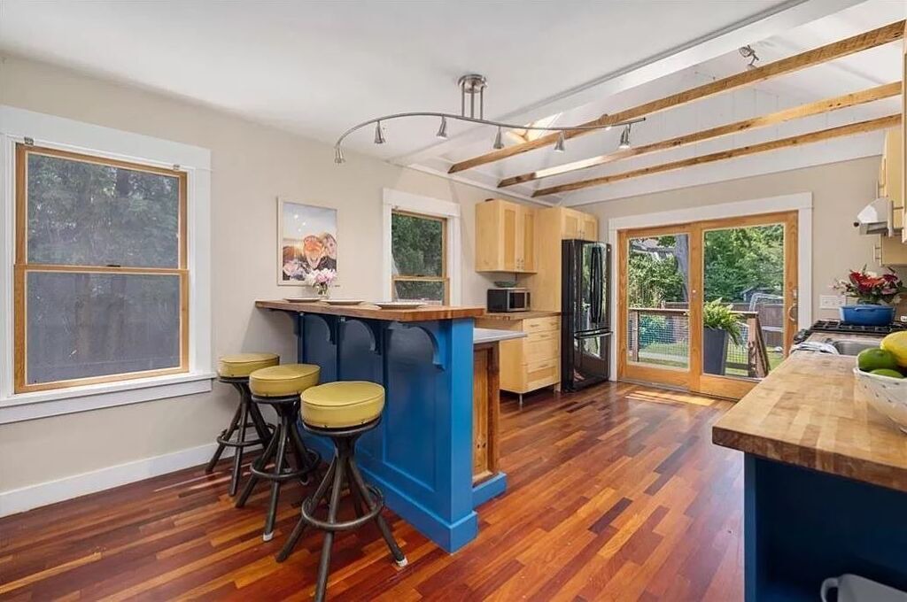 Photo of Kitchen in Jamestown