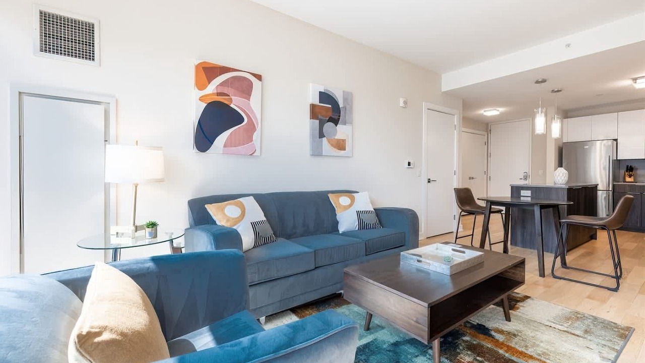Photo of Livingroom in Downtown