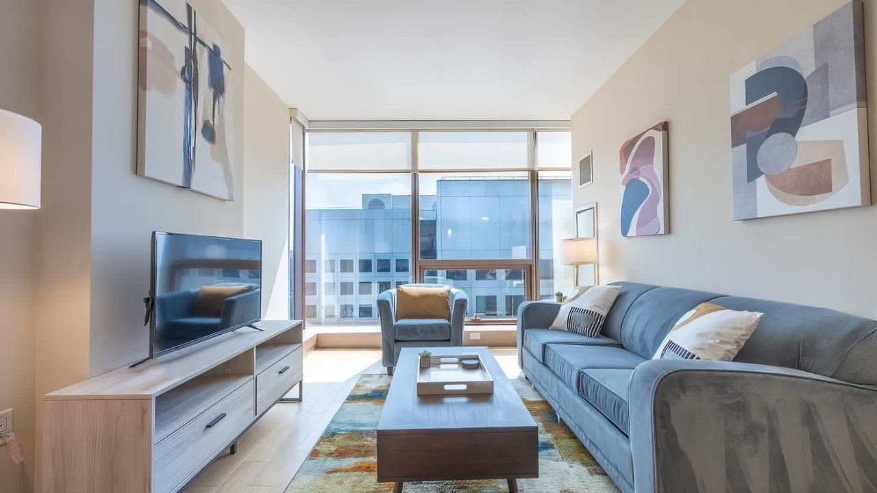 Photo of Livingroom in Downtown