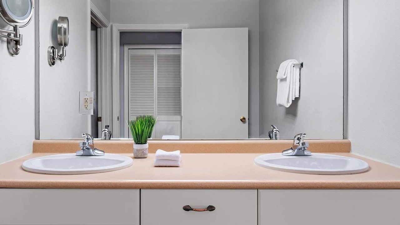 Photo of Bathroom in Jamestown