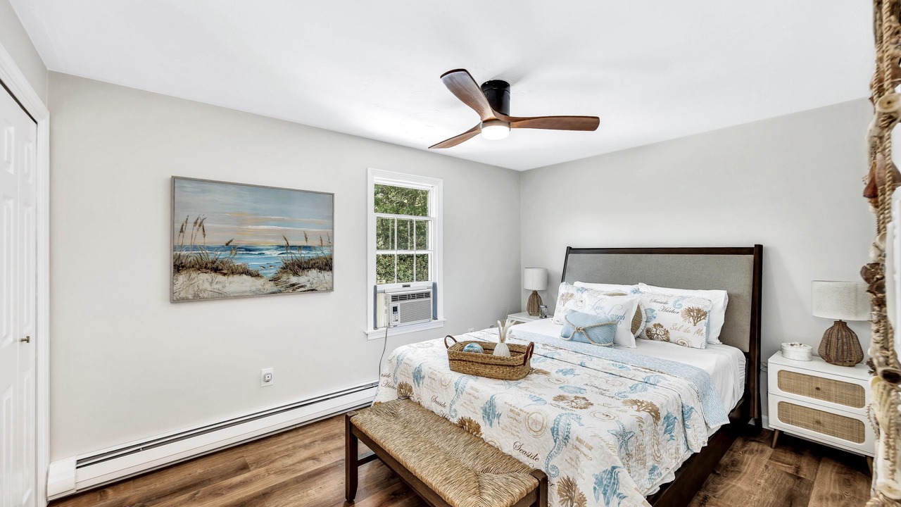 Photo of Bedroom in Cummaquid
