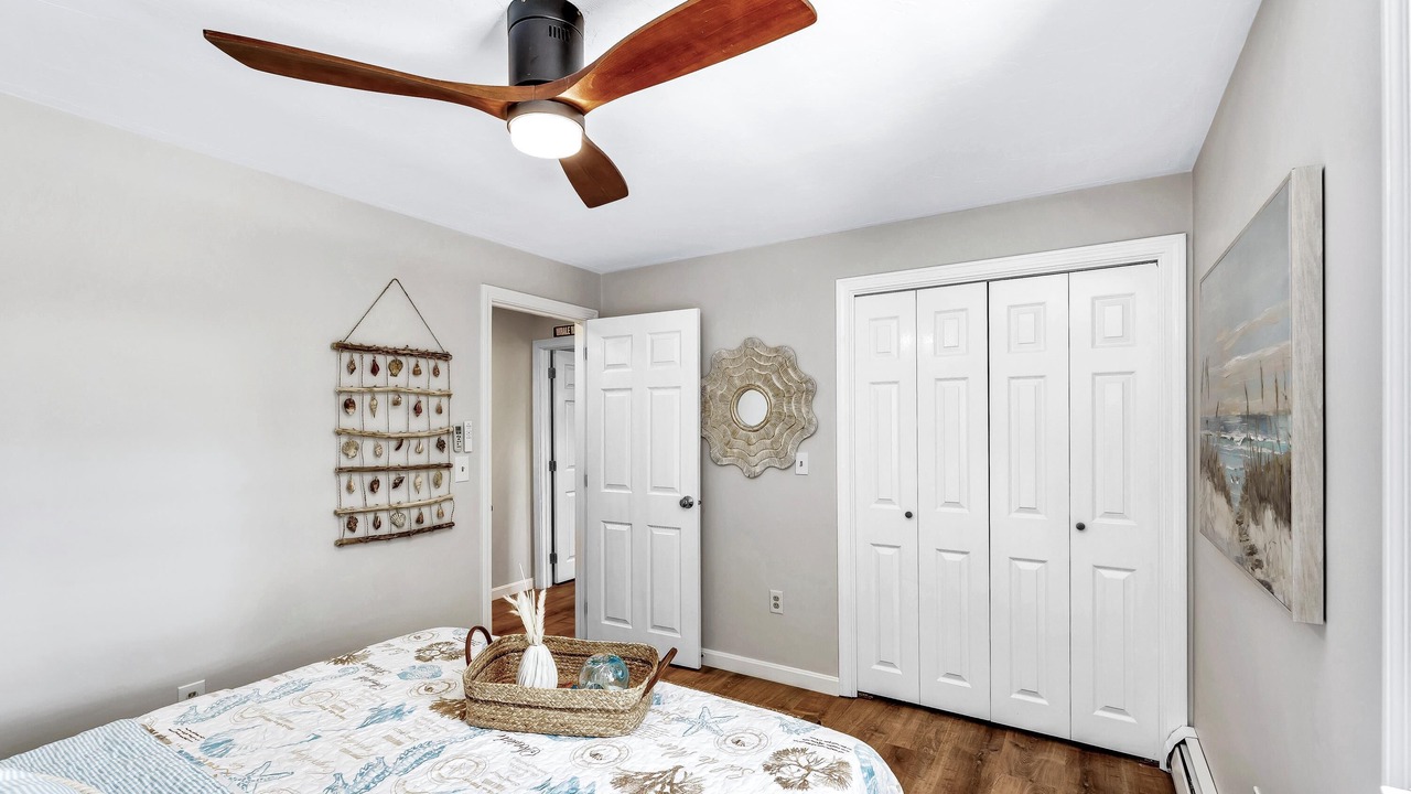 Photo of Bedroom in Cummaquid