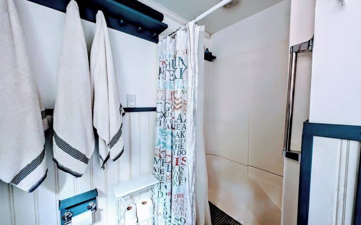 Photo of Bathroom in Sullivan