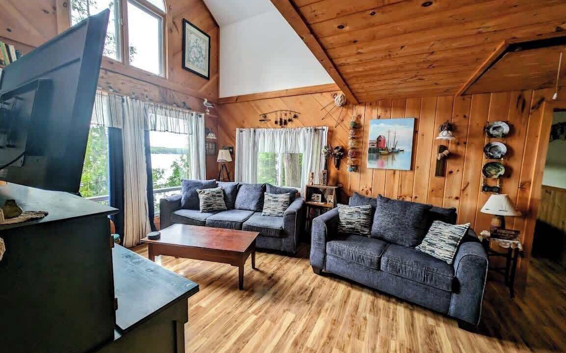 Photo of Livingroom in Sullivan