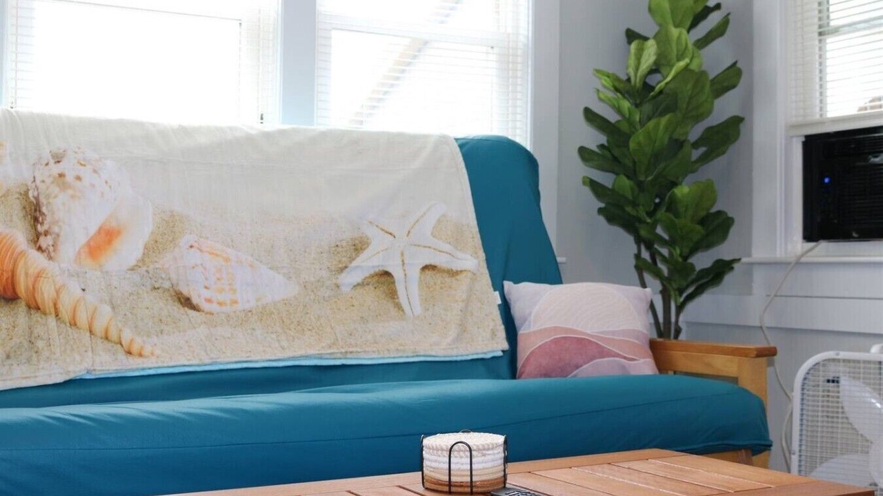 Photo of Livingroom in Hampton