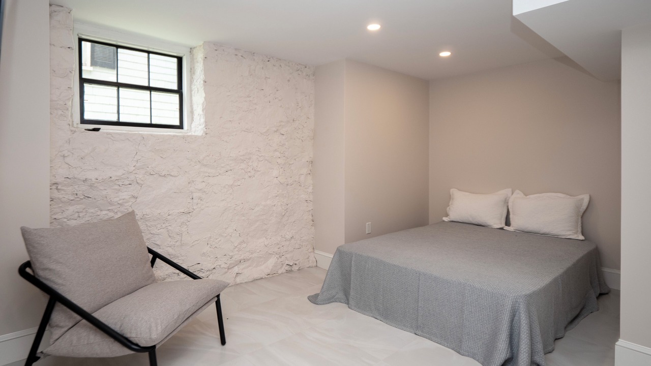 Photo of Bedroom in Historic Hill