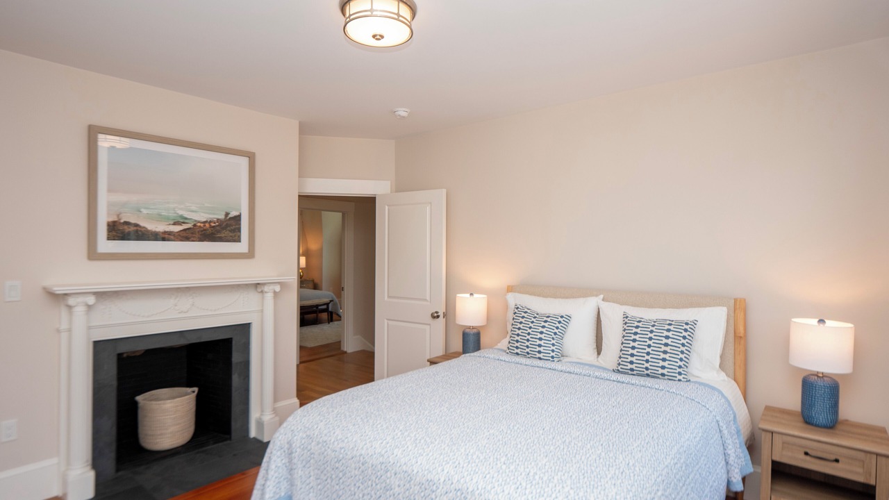 Photo of Bedroom in Historic Hill