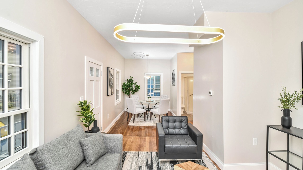 Photo of Livingroom in Fall River