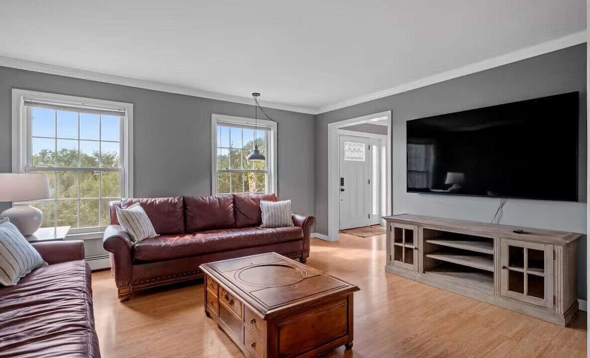 Photo of Livingroom in Gilford