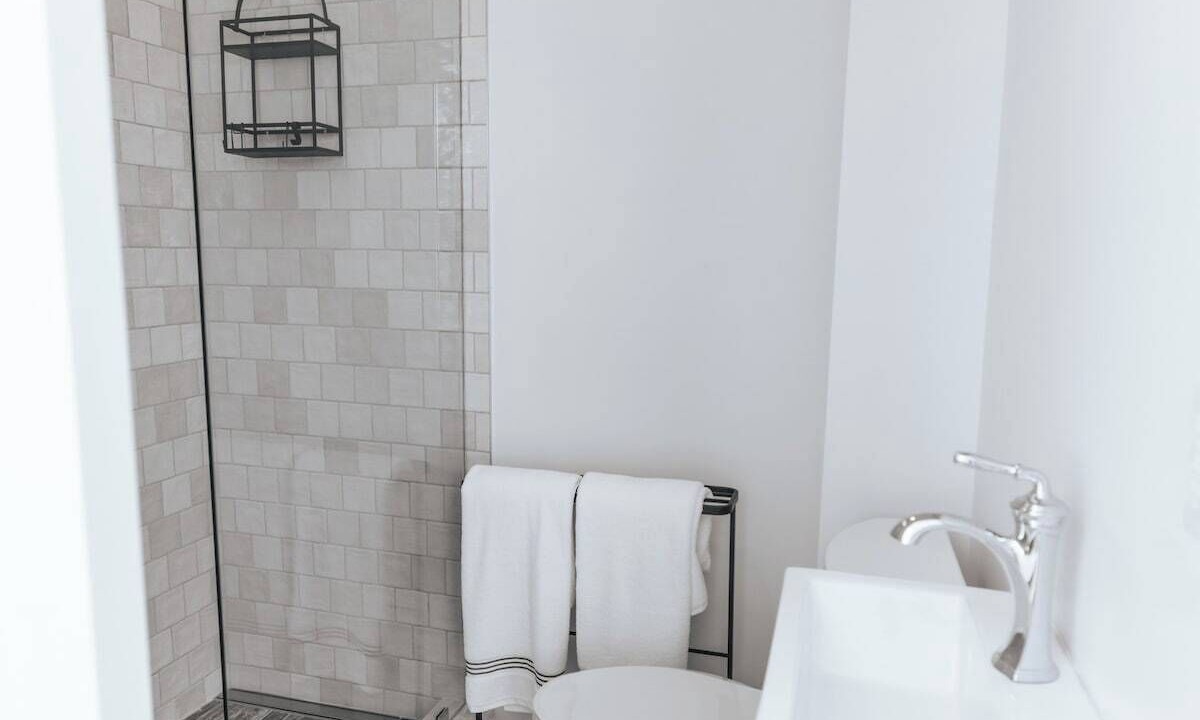 Photo of Bathroom in Yachting Village