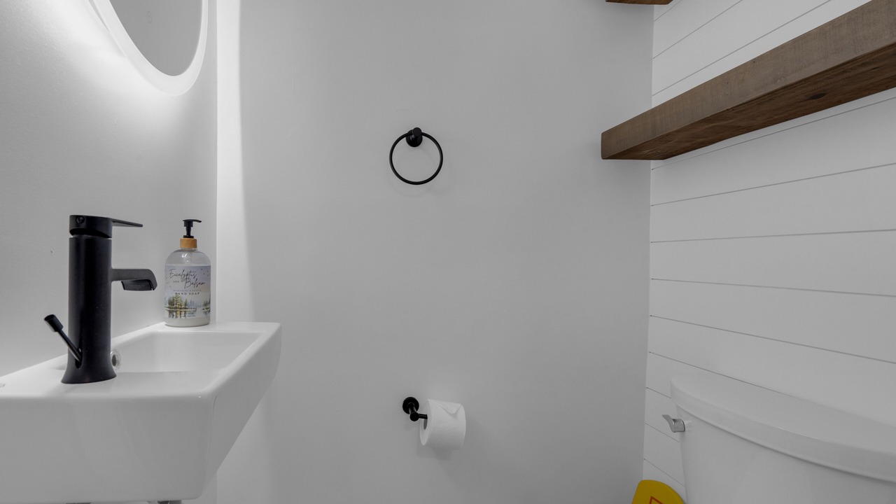 Photo of Bathroom in Salem