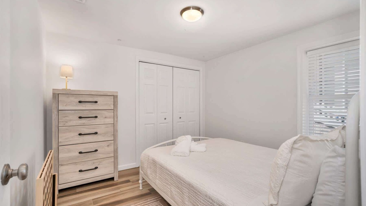 Photo of Bedroom in Clinton