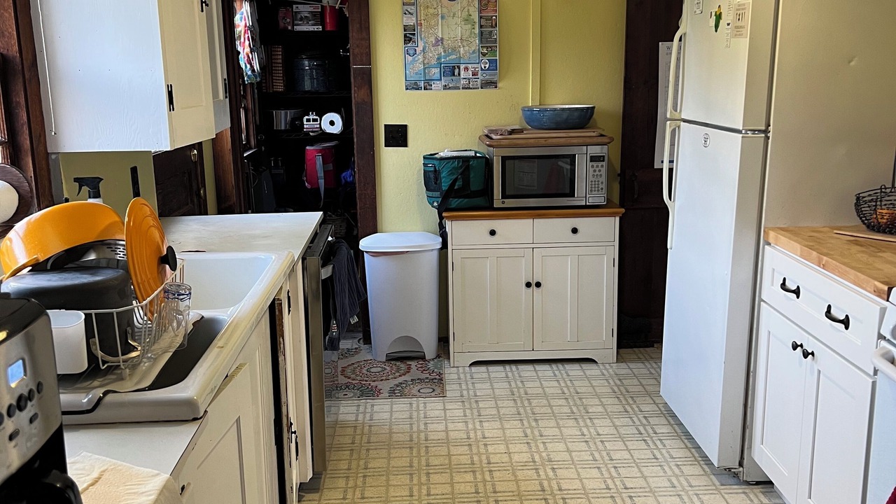 Photo of Kitchen in Weekapaug