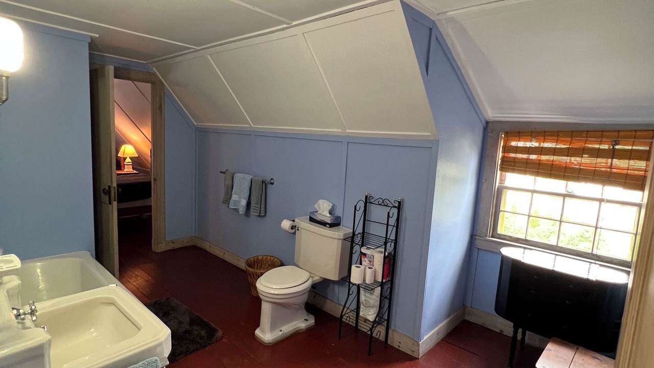 Photo of Bathroom in Weekapaug