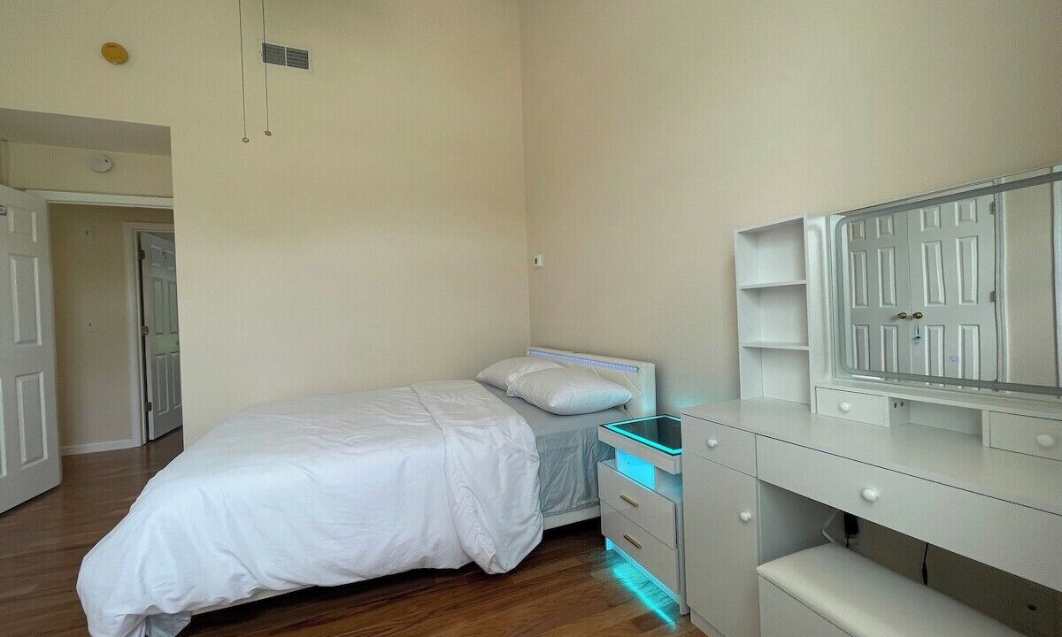 Photo of Bedroom in Middletown