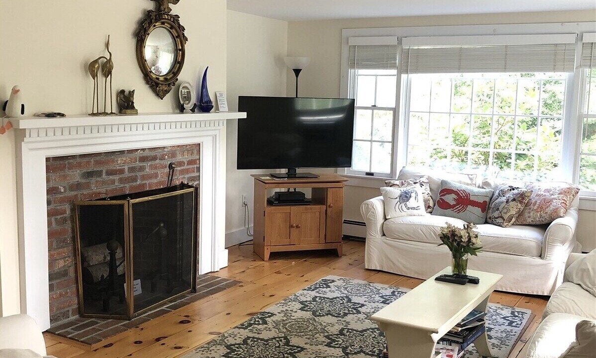 Photo of Livingroom in Eastham