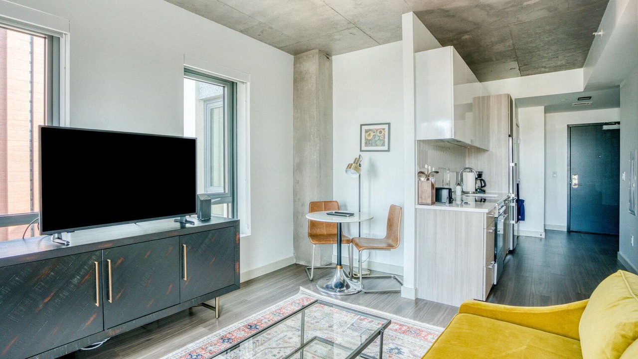 Photo of Livingroom in MIT