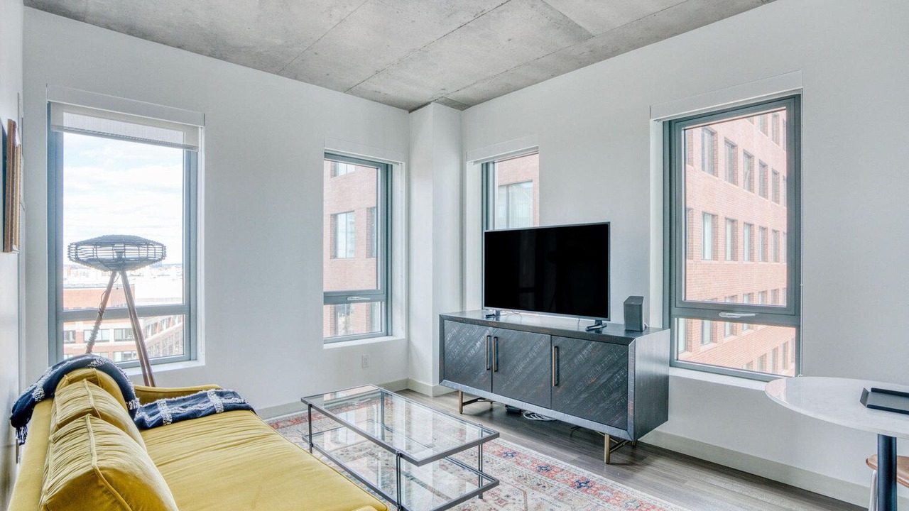 Photo of Livingroom in MIT