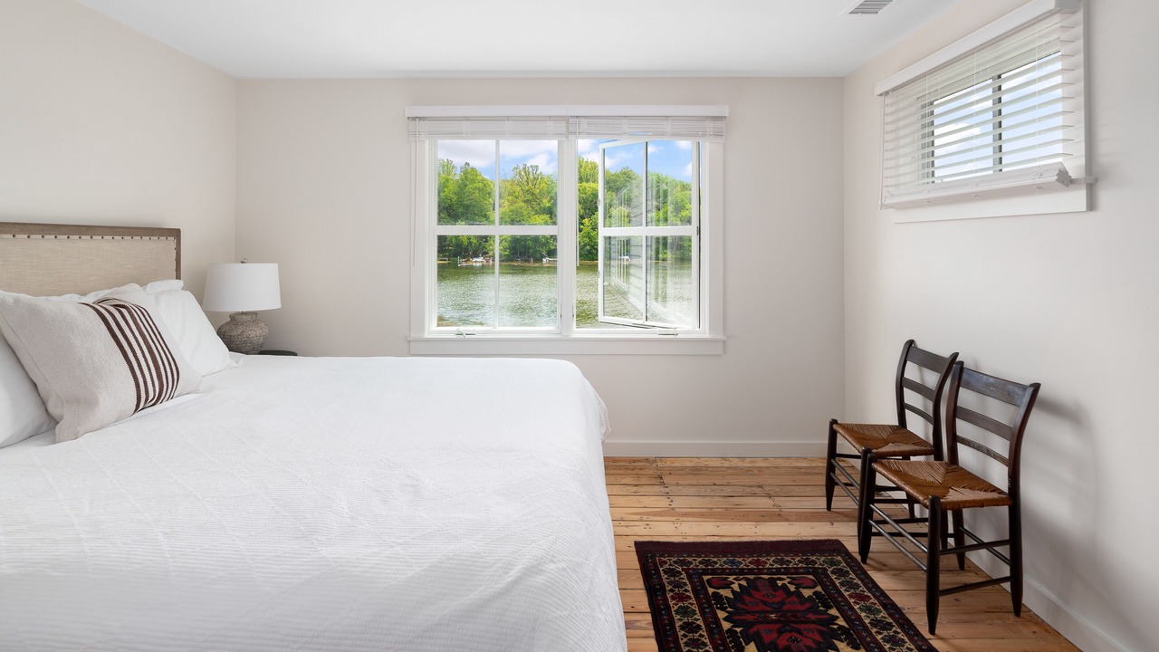 Photo of Bedroom in South Salem
