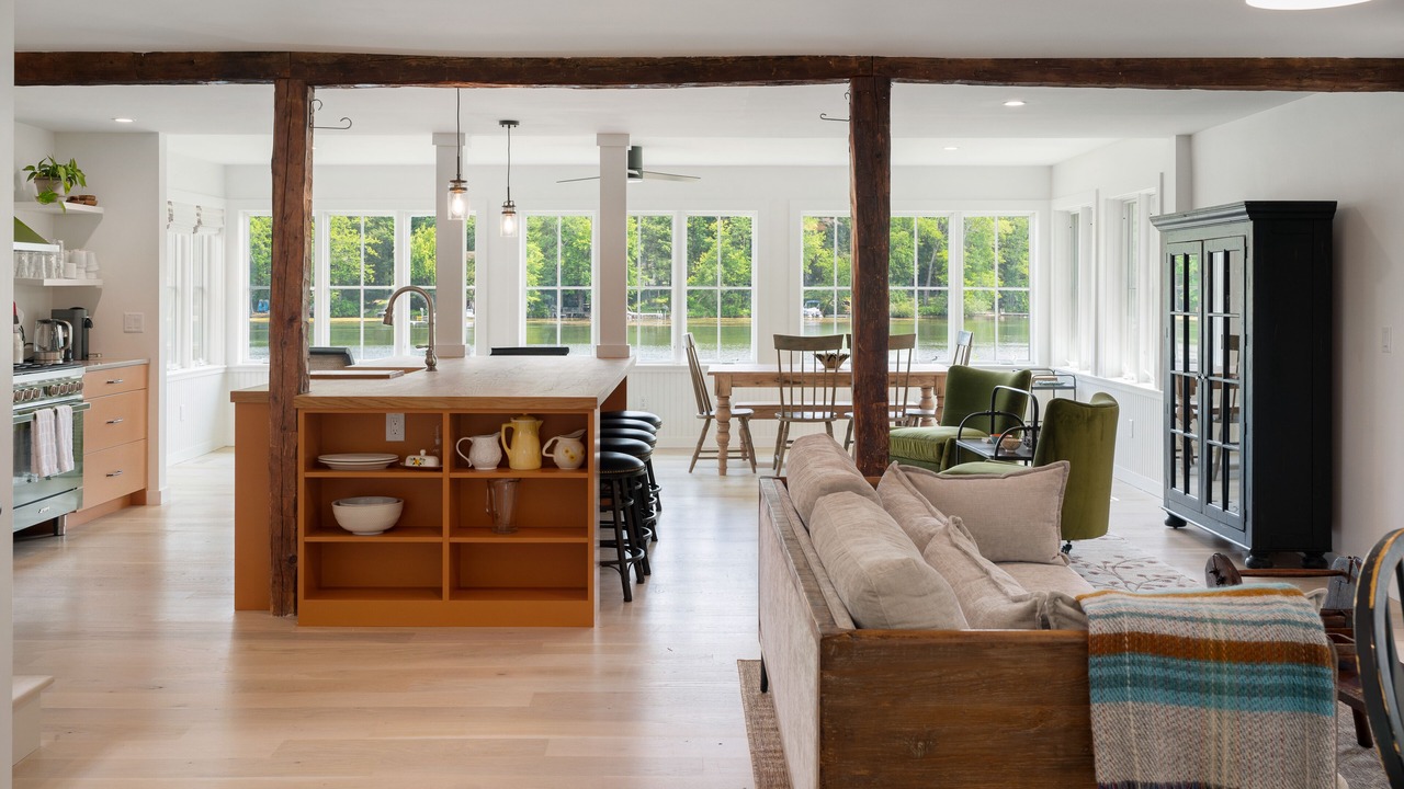 Photo of Livingroom in South Salem