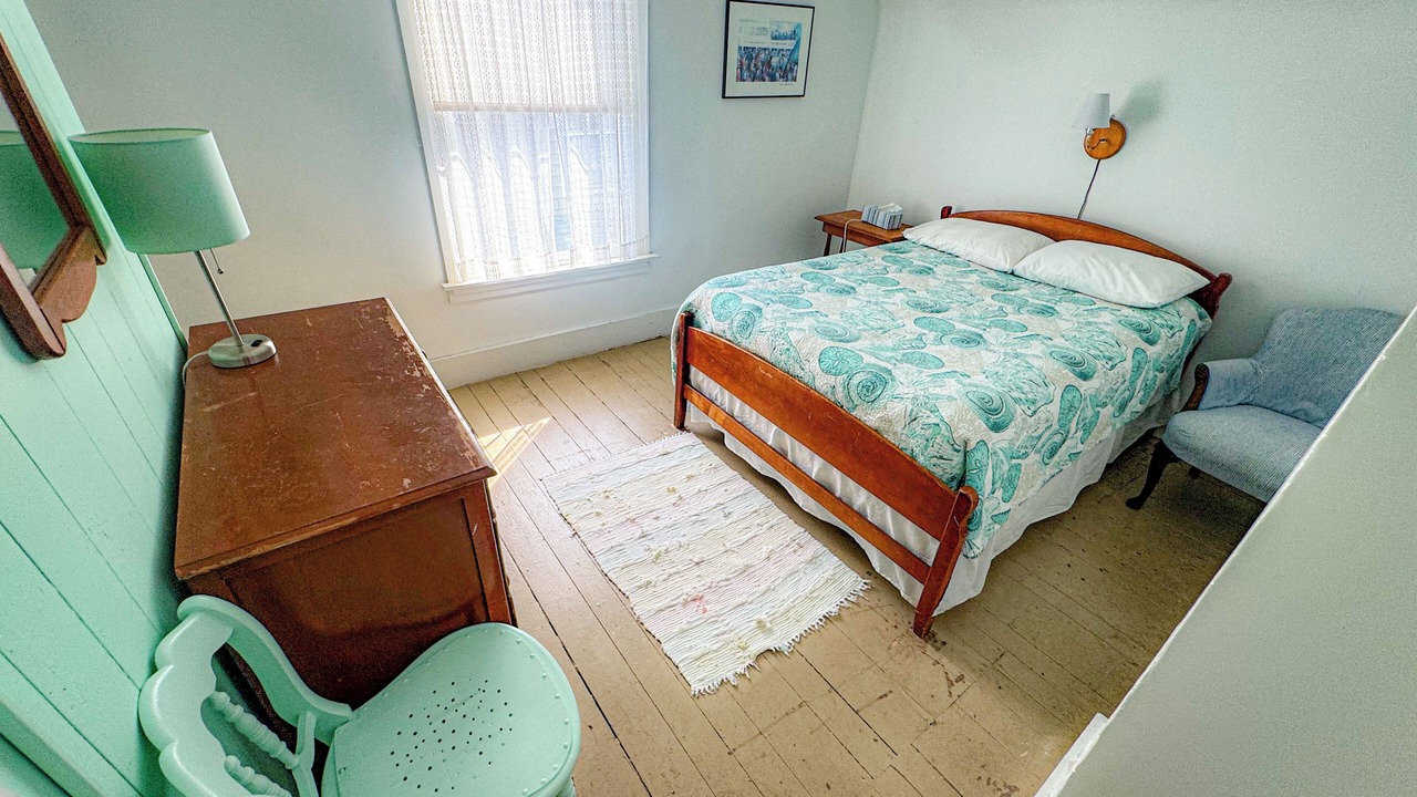 Photo of Bedroom in Oak Bluffs