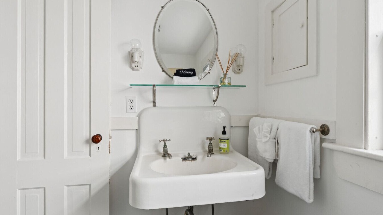 Photo of Bathroom in York Harbor