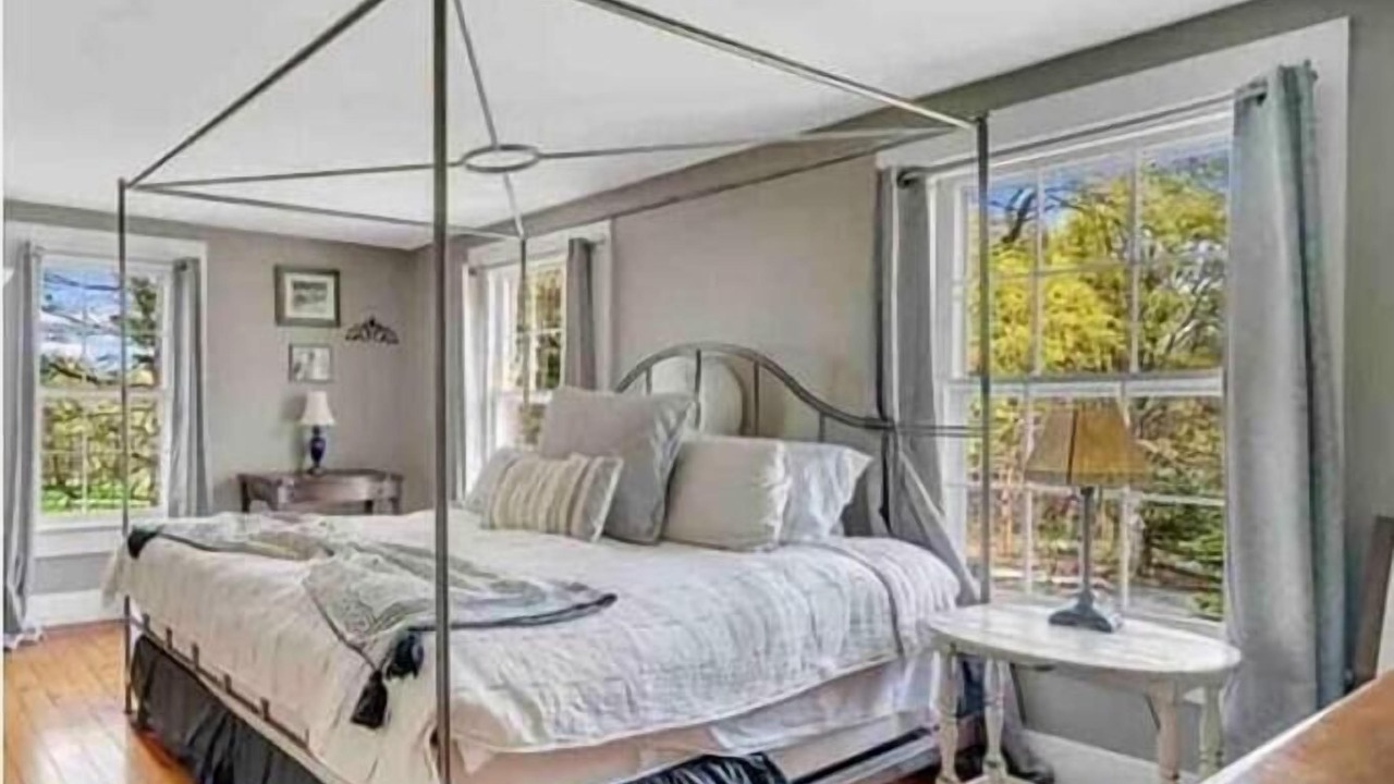Photo of Bedroom in Newtown
