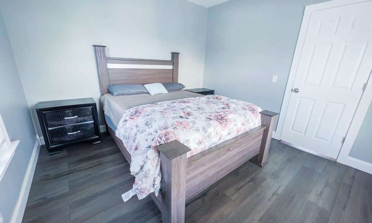 Photo of Bedroom in Niagara Falls