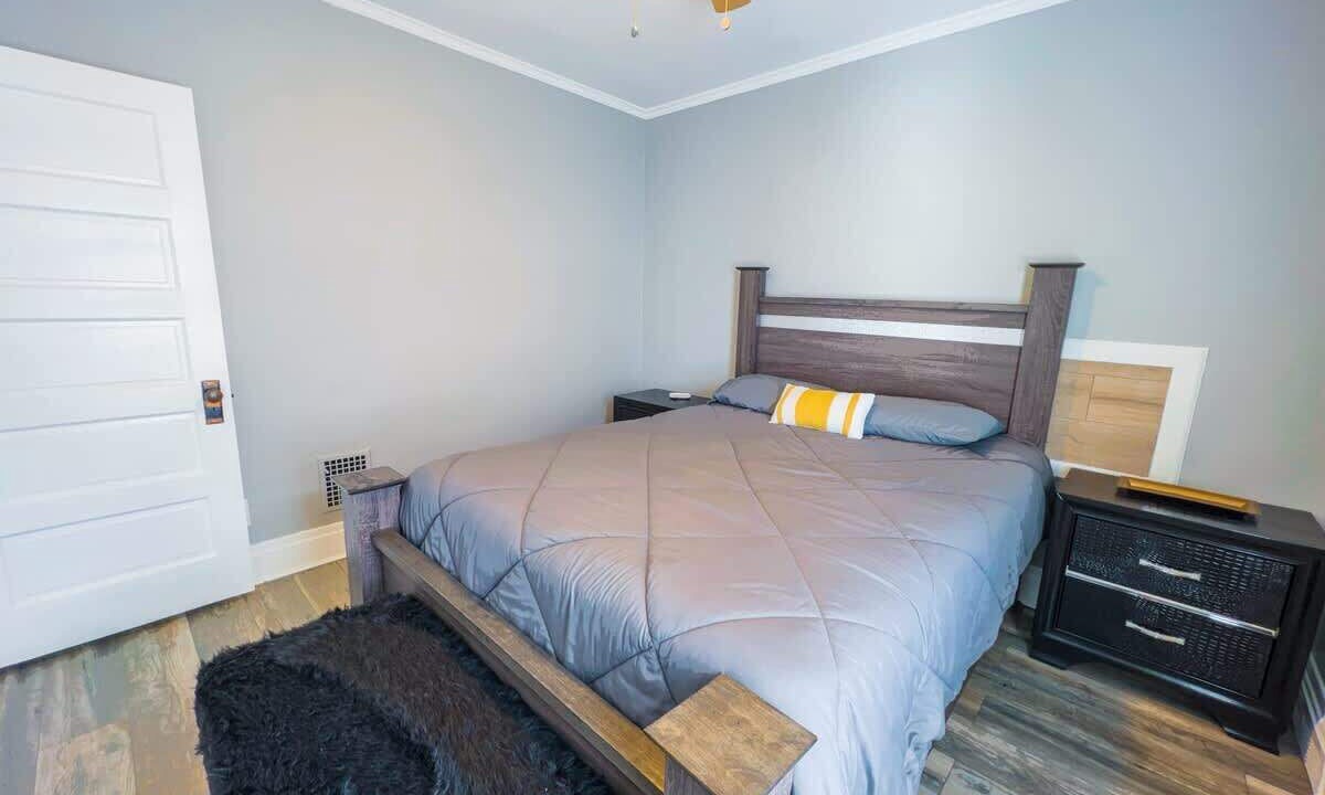 Photo of Bedroom in Niagara Falls