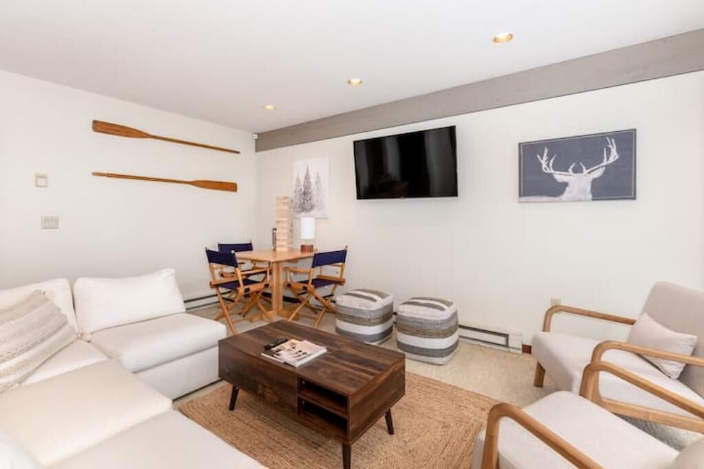 Photo of Livingroom in Gilford