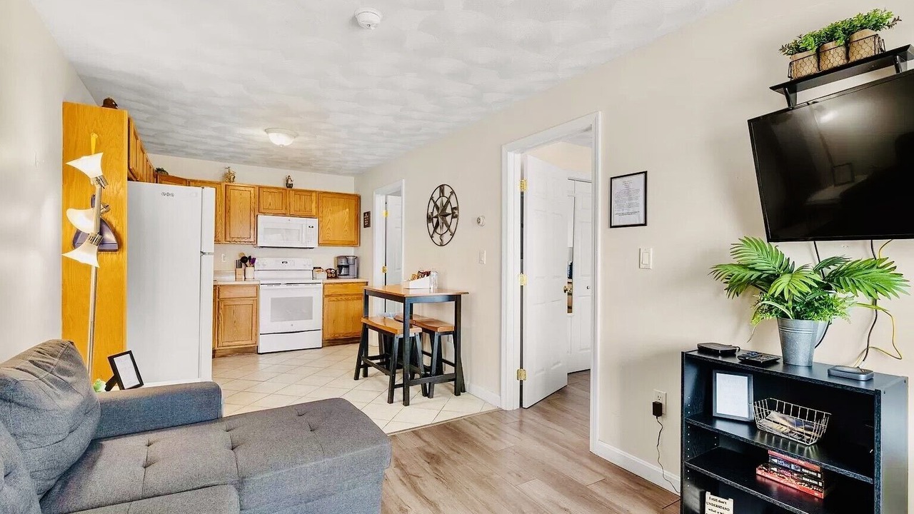 Photo of Livingroom in Winnisquam
