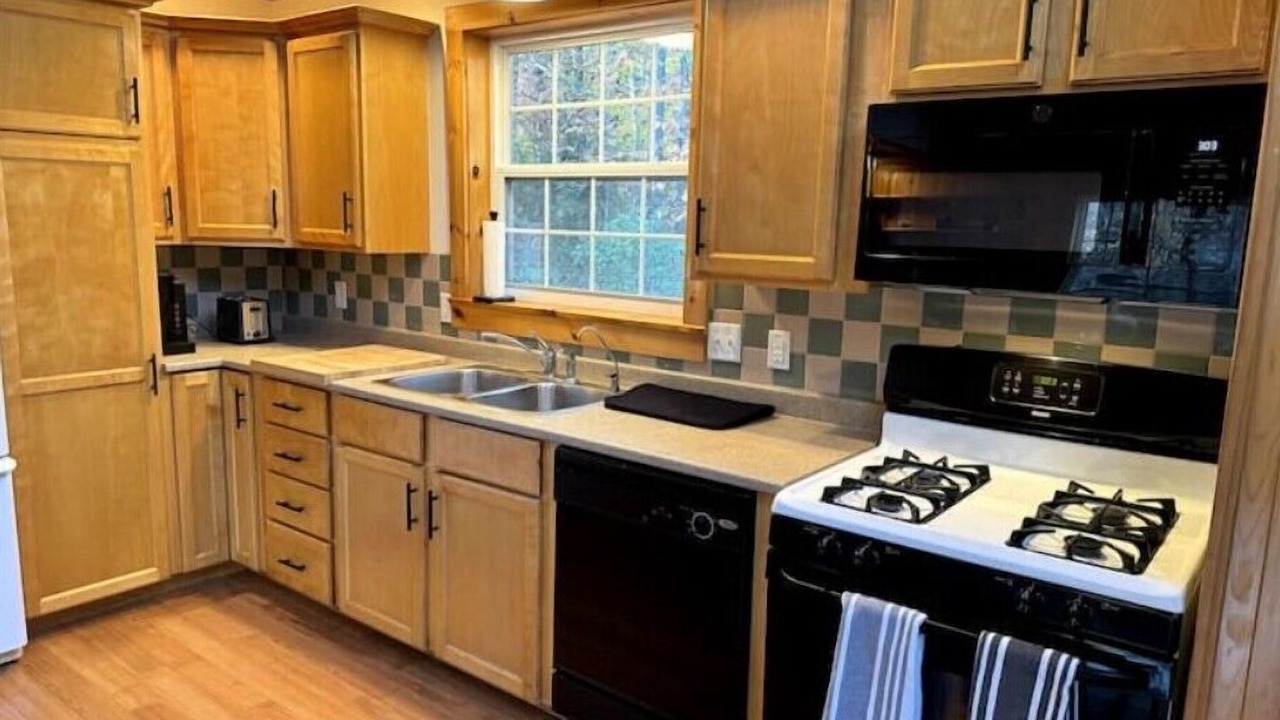Photo of Kitchen in Raymond