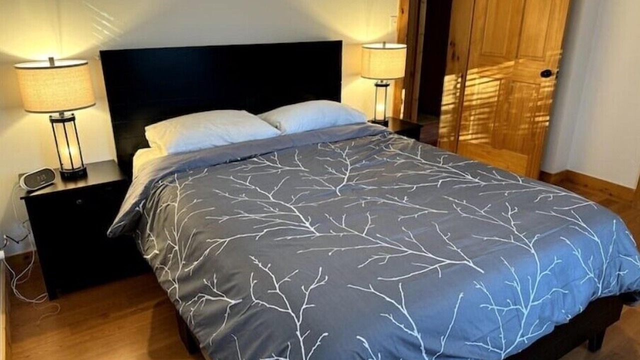 Photo of Bedroom in Raymond