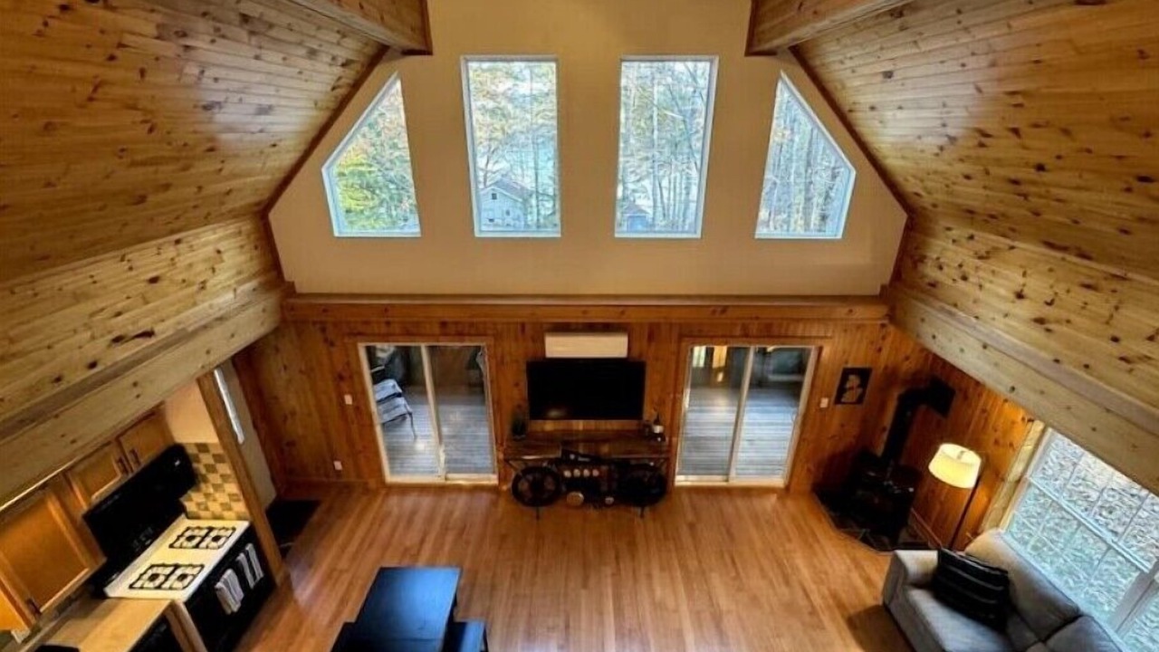 Photo of Livingroom in Raymond